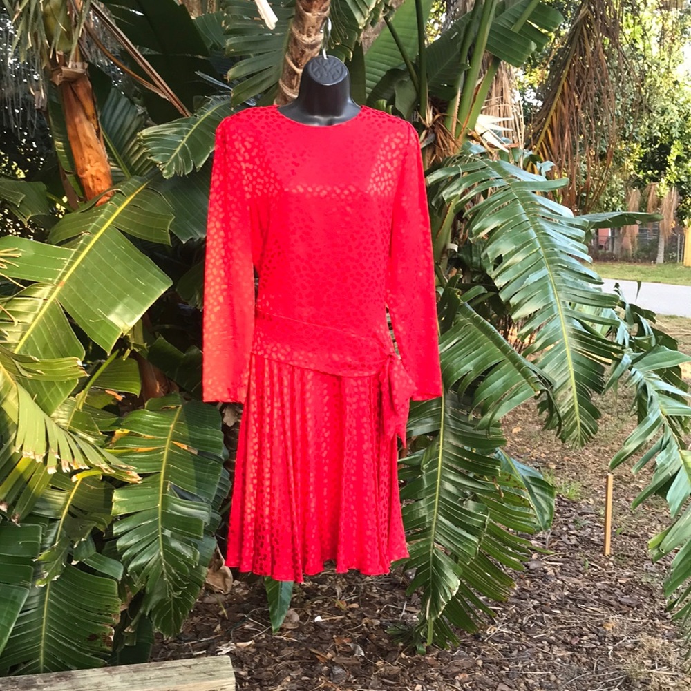 Vintage 80s polkadot drop waist dress